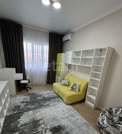 
  Сдам в аренду 2-комнатную квартиру, 70 м², Краснодар

. Фото 3.