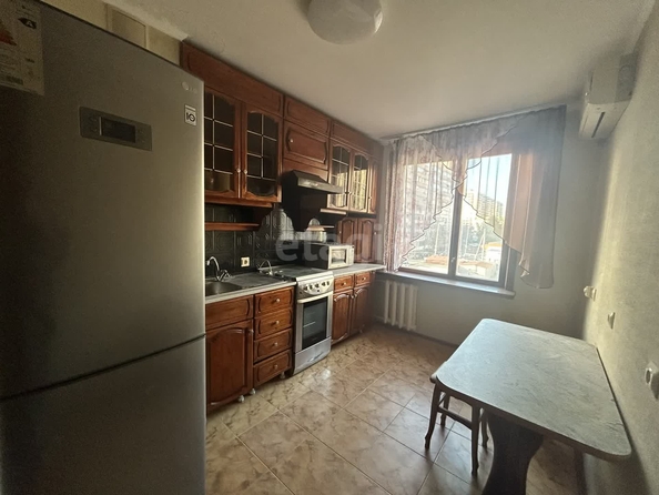 
  Сдам в аренду 2-комнатную квартиру, 53 м², Краснодар

. Фото 2.