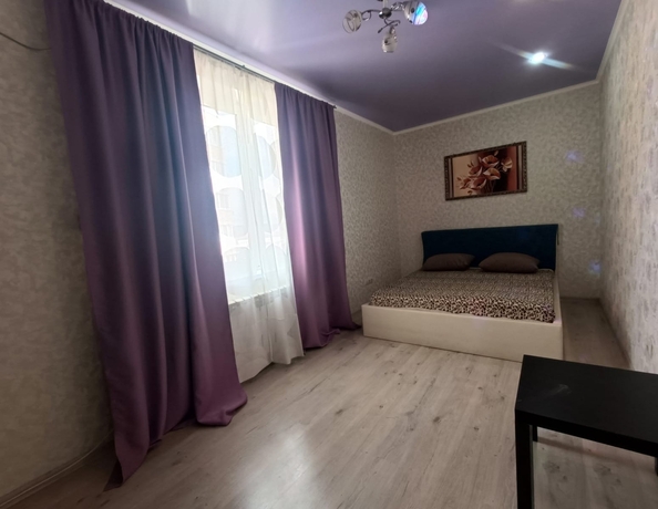 
   Продам 1-комнатную, 42 м², Парковая ул, 60к1

. Фото 1.