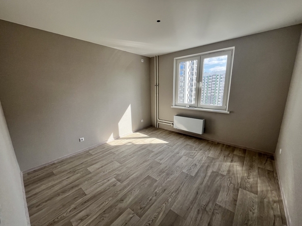 
   Продам 1-комнатную, 39 м², Ленина ул, 239

. Фото 13.