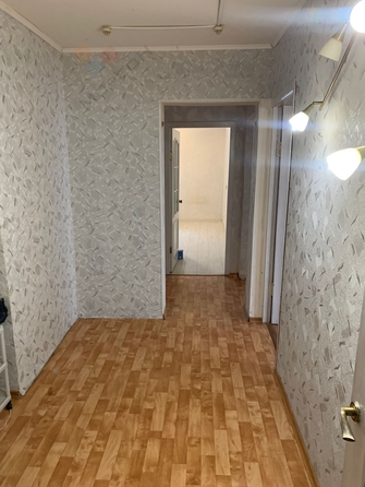 
   Продам 3-комнатную, 79.7 м², Думенко ул, 33

. Фото 5.