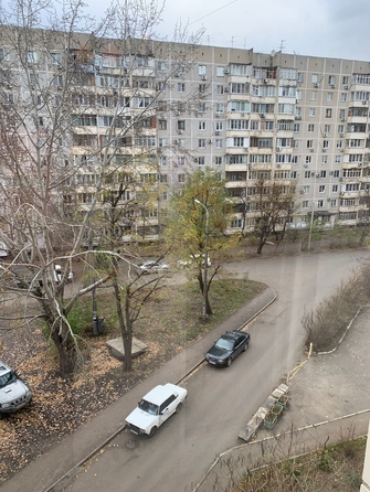 
   Продам 3-комнатную, 79.7 м², Думенко ул, 33

. Фото 14.