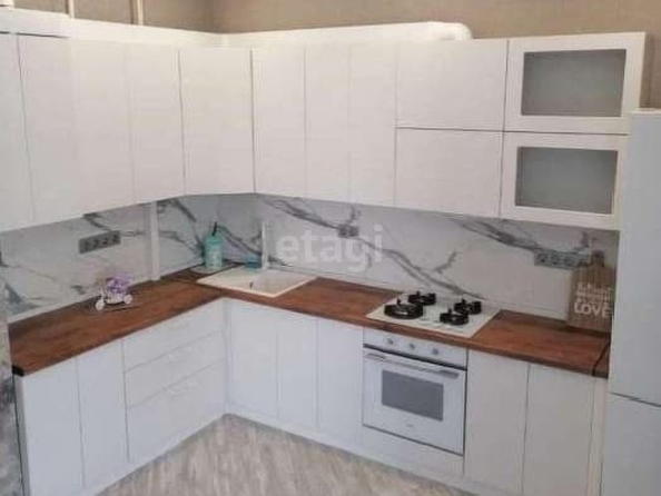 
  Сдам в аренду 2-комнатную квартиру, 65 м², Краснодар

. Фото 1.