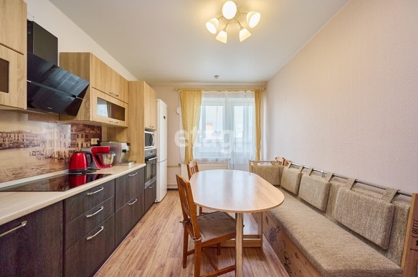 
   Продам 3-комнатную, 80.6 м², Дубравная ул, 15

. Фото 1.