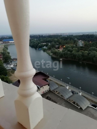 
  Сдам в аренду 3-комнатную квартиру, 100 м², Краснодар

. Фото 13.