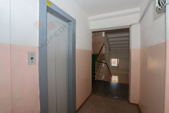 
   Продам 3-комнатную, 59.4 м², Аэродромная ул, 10/1

. Фото 22.