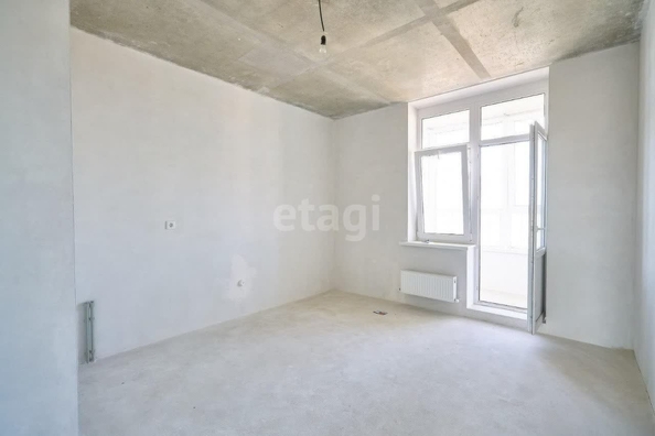 
   Продам 1-комнатную, 35 м², Конгрессная ул, 41/1

. Фото 2.