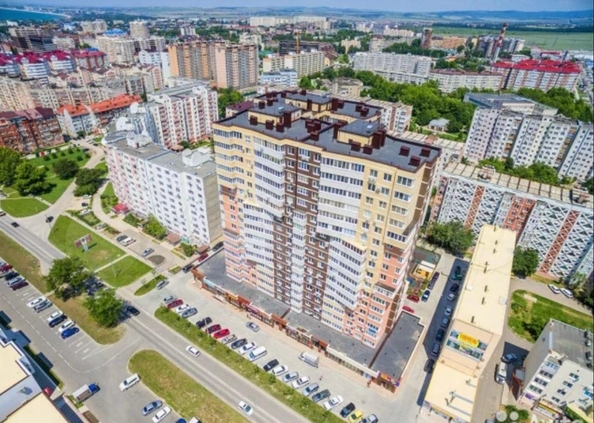 
   Продам 1-комнатную, 36 м², Ленина ул, 153Б

. Фото 2.