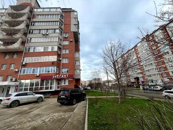 
   Продам 1-комнатную, 63 м², Омелькова ул, 20к6

. Фото 20.