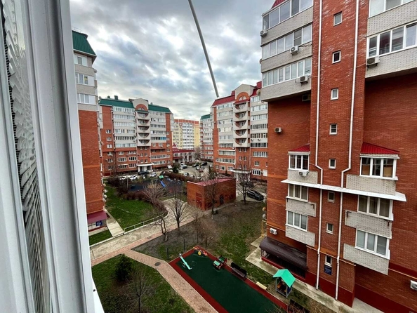 
   Продам 1-комнатную, 63 м², Омелькова ул, 20к6

. Фото 21.