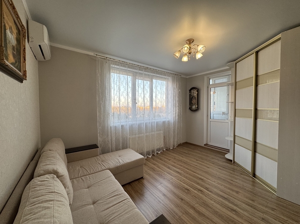 
   Продам 2-комнатную, 50 м², Рождественская ул, 52

. Фото 13.