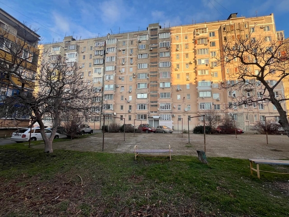 
   Продам 1-комнатную, 48 м², Ленина ул, 143

. Фото 16.