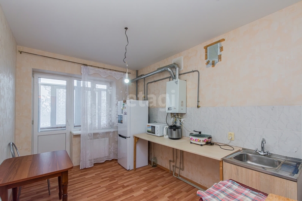 
   Продам 1-комнатную, 37.5 м², Кирилла Россинского ул, 69

. Фото 7.