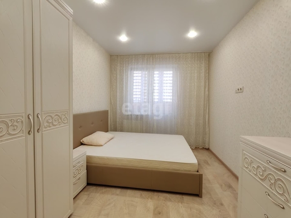 
   Продам 2-комнатную, 52 м², Тургенева ул, 33/1  8

. Фото 9.