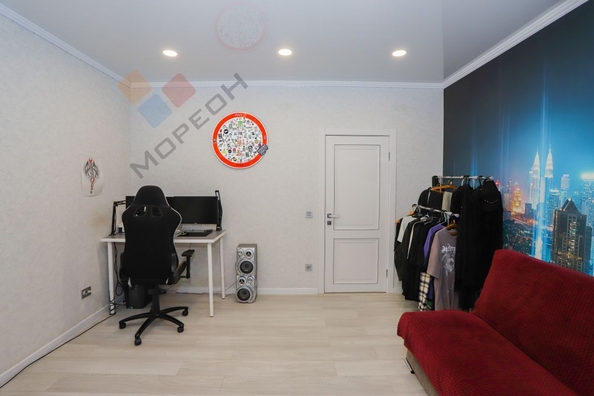 
  Продается 3-комн. квартира, 70.7 м², Героев-Разведчиков ул, д. 6к3
. Фото 12.