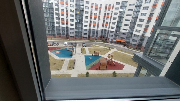 
   Продам 2-комнатную, 54 м², Крылова ул, 13к2

. Фото 18.