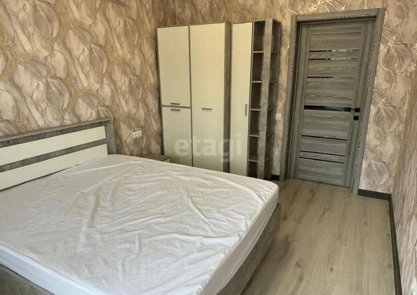 
  Сдам в аренду 2-комнатную квартиру, 54 м², Краснодар

. Фото 1.