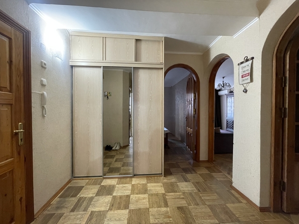 
   Продам 3-комнатную, 84 м², Ленина ул, 193

. Фото 19.