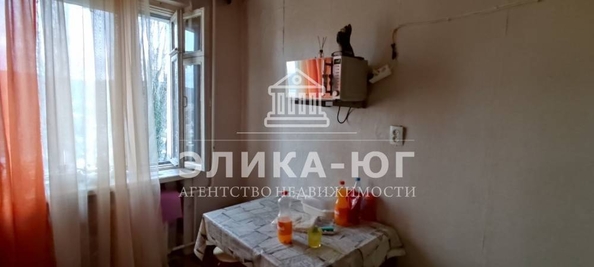 
   Продам 2-комнатную, 37 м², Новороссийское шоссе ул

. Фото 8.