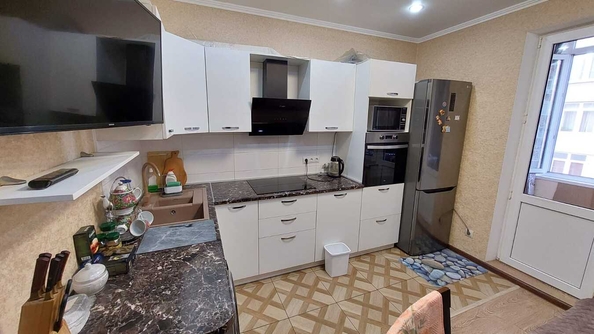 
   Продам 1-комнатную, 37 м², Лермонтова ул, 116к1

. Фото 2.