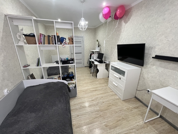 
   Продам 1-комнатную, 33 м², Ленина ул, 153Б

. Фото 4.