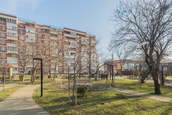 
   Продам 2-комнатную, 54.7 м², Западный Обход ул, 38/1

. Фото 31.