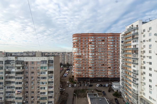 
   Продам 3-комнатную, 79.2 м², Платановый Бульвар ул, 2

. Фото 23.