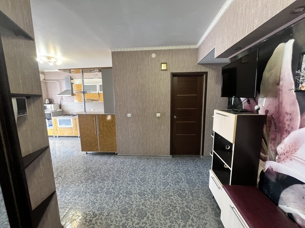 
   Продам 2-комнатную, 50 м², Омелькова ул, 14В

. Фото 21.