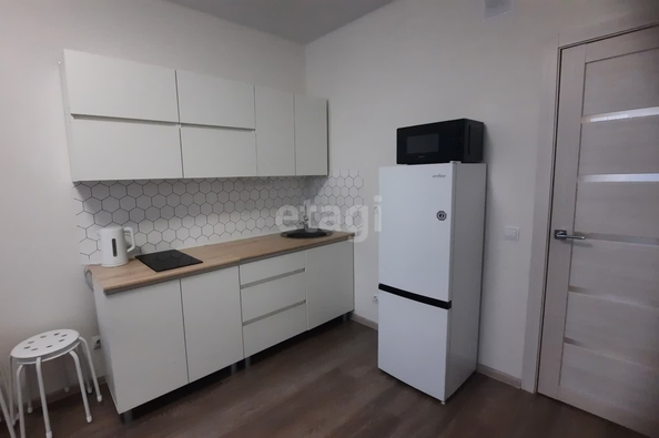 
  Сдам в аренду 1-комнатную квартиру, 40 м², Краснодар

. Фото 5.