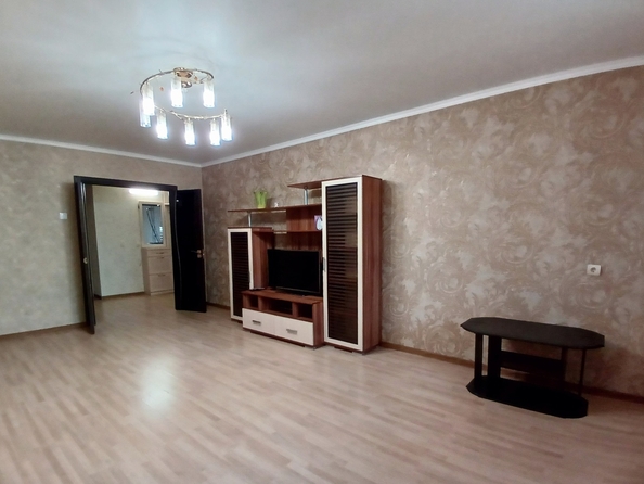 
   Продам 2-комнатную, 65 м², Астраханская ул, 77

. Фото 3.