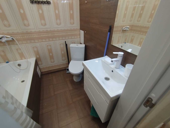 
   Продам 1-комнатную, 45 м², Крестьянская ул, 27к5

. Фото 8.