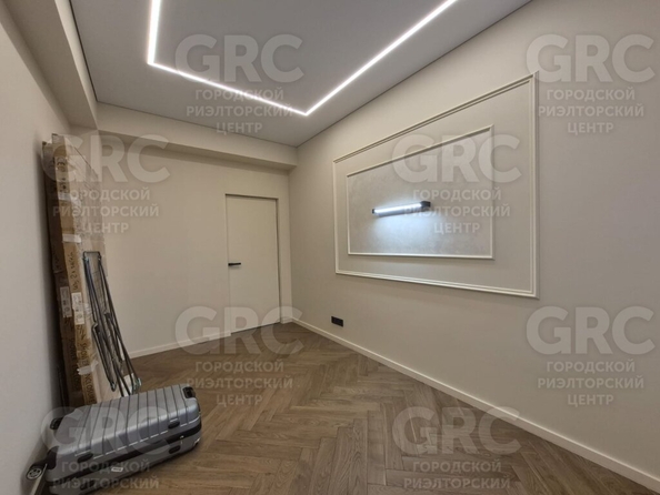 
   Продам 2-комнатную, 60 м², Донская ул, 108

. Фото 20.