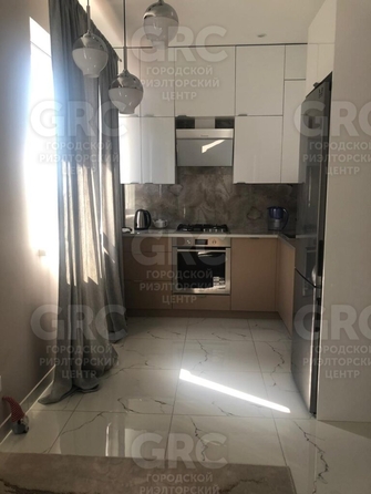 
   Продам 3-комнатную, 46 м², Макаренко ул, 30/1

. Фото 1.