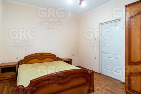 
   Продам дом, 230 м², Сочи

. Фото 15.