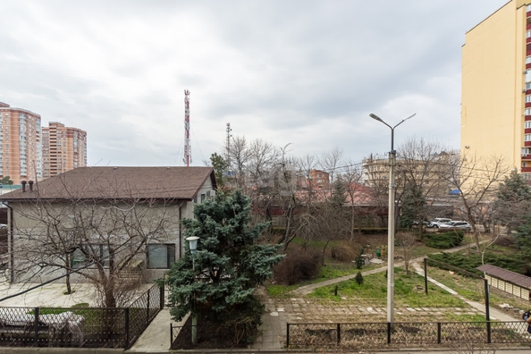 
   Продам 2-комнатную, 49.5 м², Гаражная ул, 77

. Фото 11.