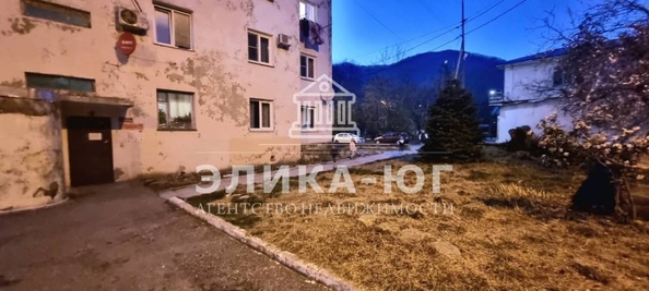 
   Продам 2-комнатную, 50 м², 

. Фото 15.