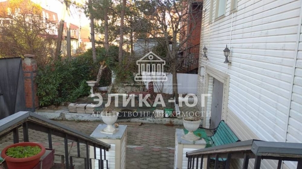 
  Продается дом, 200 м², поселок городского типа Новомихайловский
. Фото 2.