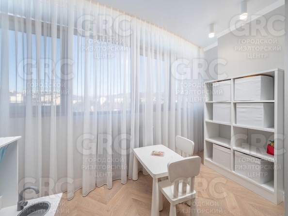 
   Продам 4-комнатную, 160 м², Гагарина ул, 30а

. Фото 4.