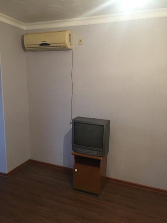 
  Продается 1-комн. квартира, 28 м², Астраханская ул, д. 84
. Фото 4.