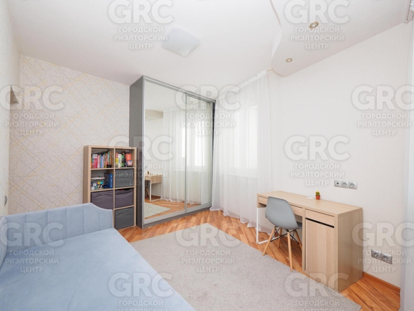
  Продается 3-комн. квартира, 88 м², Юных Ленинцев ул, д. 10
. Фото 10.