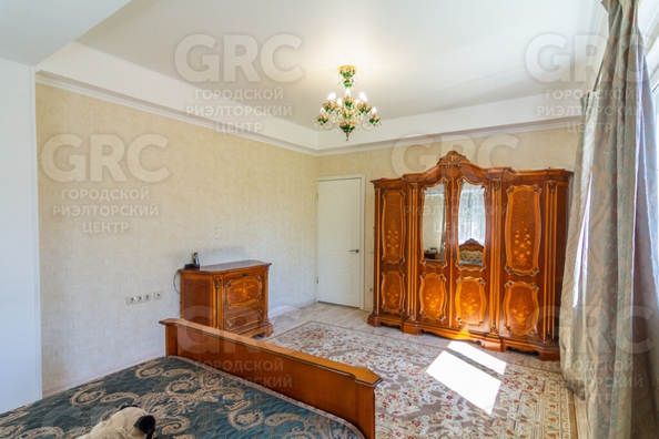 
   Продам 2-комнатную, 73.6 м², Клубничная ул, 90

. Фото 7.