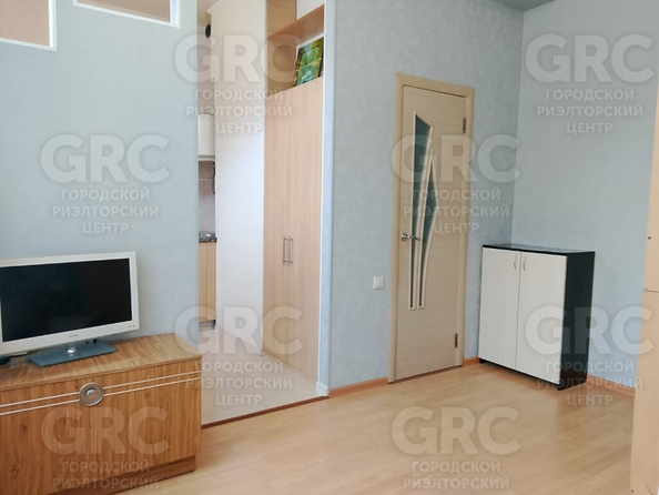 
   Продам 1-комнатную, 21 м², Российская ул, 2б

. Фото 8.