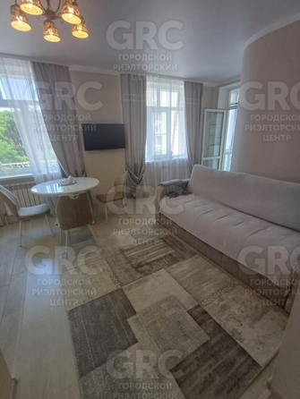 
   Продам 2-комнатную, 43 м², Ворошиловская (Хостинский р-н) ул, 9/5

. Фото 3.