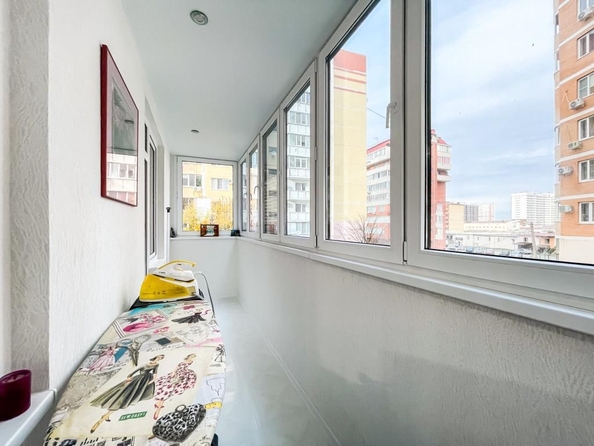 
   Продам 2-комнатную, 62 м², Владимирская ул, 142

. Фото 25.