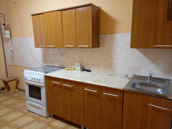 
   Продам 1-комнатную, 37 м², Стахановская ул, 19к2

. Фото 6.