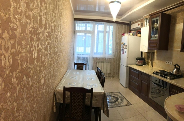 
   Продам 2-комнатную, 60 м², Владимирская ул, 69

. Фото 2.