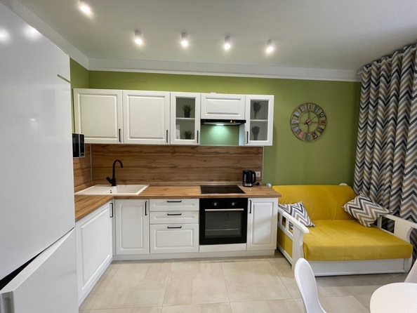 
   Продам 1-комнатную, 49 м², Парковая ул, 61к4

. Фото 1.