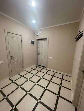 
   Продам 2-комнатную, 69 м², Таманская ул, 121к6

. Фото 40.