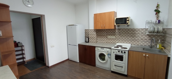 
   Продам 3-комнатную, 75 м², Объездная ул, 9

. Фото 1.