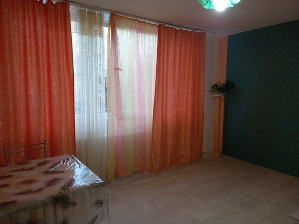 
   Продам 1-комнатную, 50 м², Ленина ул, 153

. Фото 6.